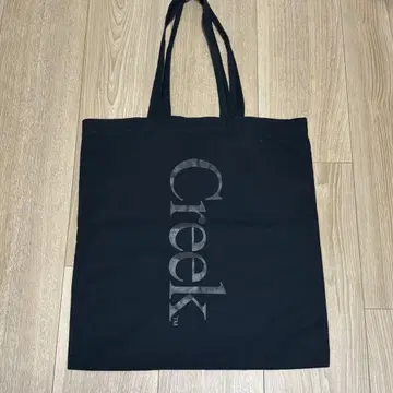 Creek 토트백 블랙
