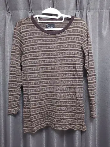 넘버나인 긴팔 티셔츠