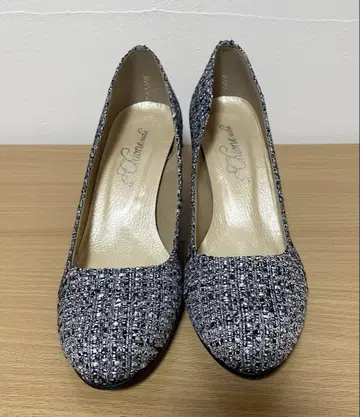 [ 미사용 새상품 ] LeChione 펌프스 (24.5cm)