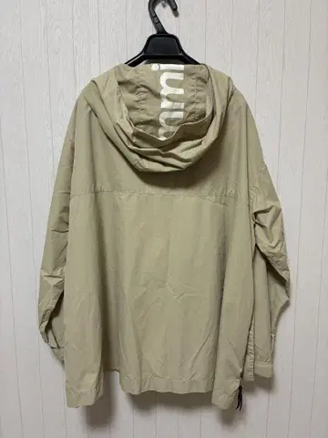 emmi 마운틴 후드티