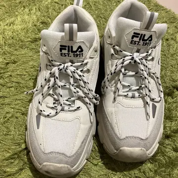 FILA EST. 1911 통굽 스니커즈 화이트 유우리 콜라보