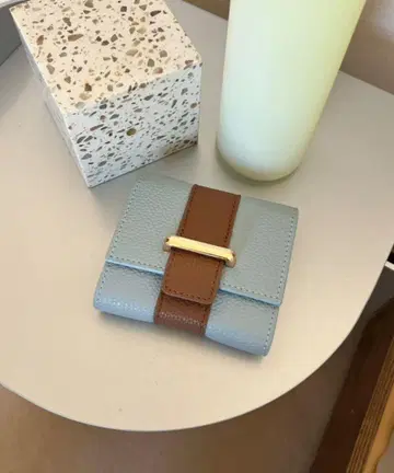LOWRYS FARM 센터라인 BOX 지갑