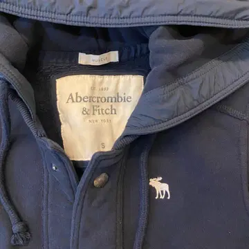 [ Abercrombie & Fitch ] 후드티