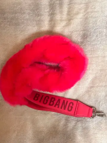 BIGBANG 핑크 백 스트랩