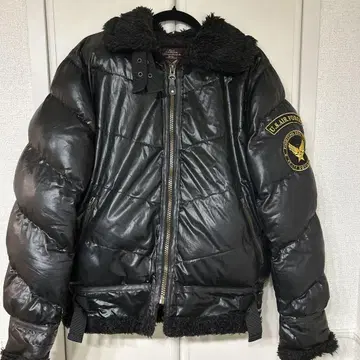 BEAMS House US AIR FORCE 블랙 다운 자켓