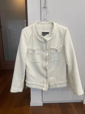 화이트 트위드 자켓
