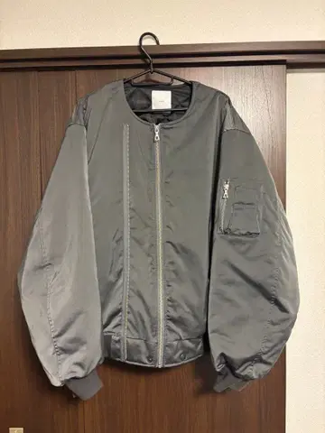 Lui's MA-1 그레이
