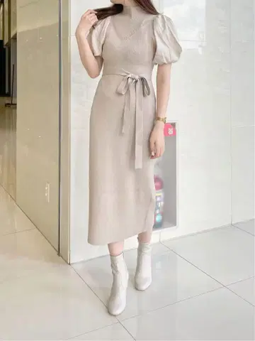 새상품 머큐리 듀오 오픈숄더 이소재 슬리브 니트 원피스