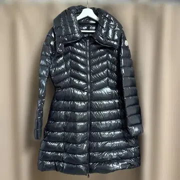 MONCLER 블랙 다운 롱 코트