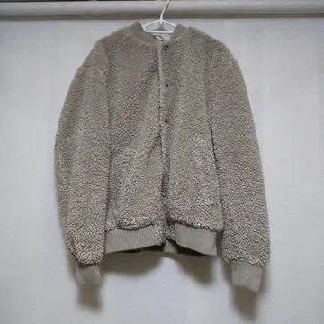 ZARA 베이지 보아 자켓 단추식