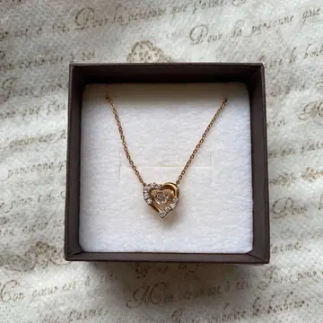 pepe 댄싱스톤 하트 목걸이