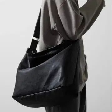 [ CLEL ] 루즈 빅 크로스백