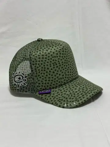 ALWAYS CORAL REEF TRUCKER CAP GREEN 미사용
