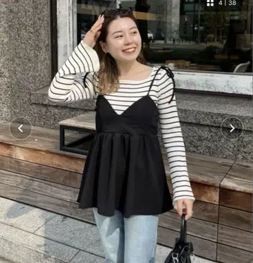 프로즈 베일 어깨 리본 V넥 페플럼 뷔스티에 M