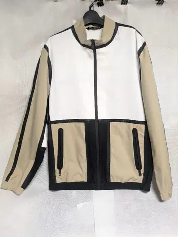 [ 기간 한정 가격 인하 ] ZARA 발수 자켓 남성용 M 사이즈 베이지