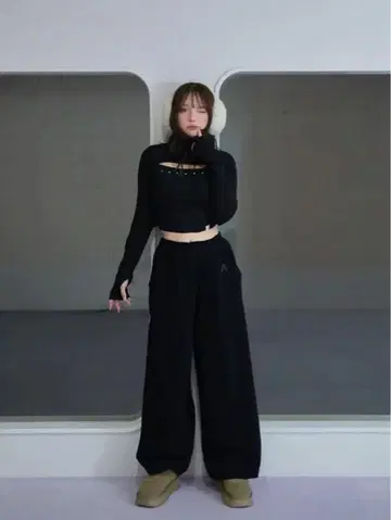 andmary Heart hip sweat pants 블랙