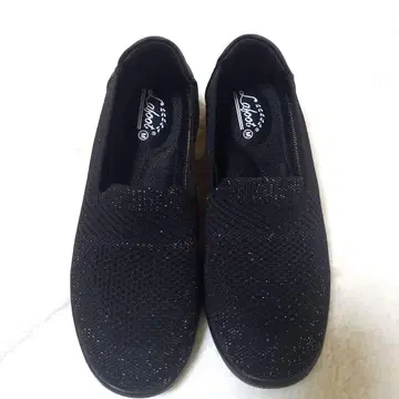 Lafoot 라프투 블랙 라메 슬립온 M23.5cm