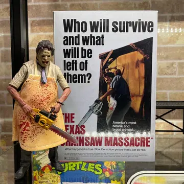 레더페이스 네카 얼티밋 텍사스 체인소 피규어