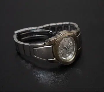 세이코 아카 스테인리스 손목시계 실버 ALBA y2k