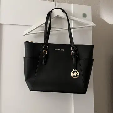 MICHAEL KORS 블랙 토트백