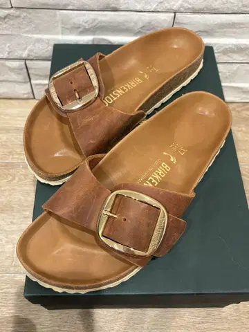 [새상품급] Birkenstock Madrid Big Buckle 37
