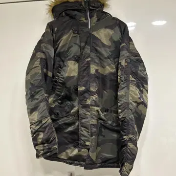 알파 모즈 코트