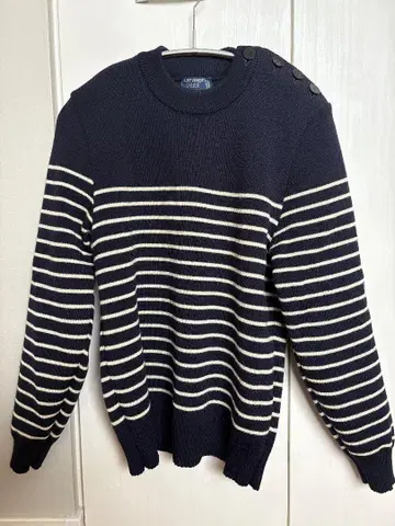 세인트 제임스 비니크 어깨 버튼 보더 스웨터