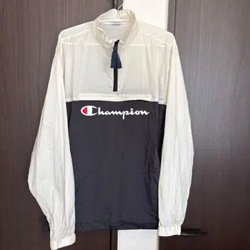 새상품급 바스락 하프 지퍼 L 사이즈