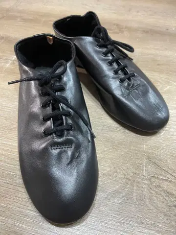 Repetto 블랙 jazz 레이스업