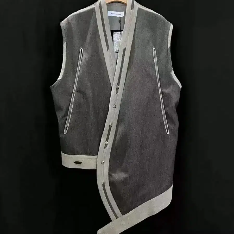 Kiko Kostadinov Danel Vest 48