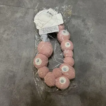 간사이 만박 젤라피케 미야쿠미야쿠 헤어밴드입니다.