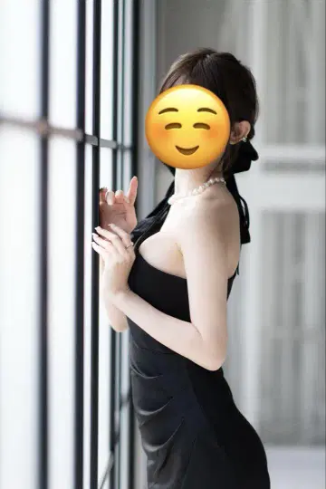 블랙 슬리브리스 드레스 파티