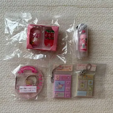 미니어처 산리오 타일씰 카라비너 핑크 가챠가챠