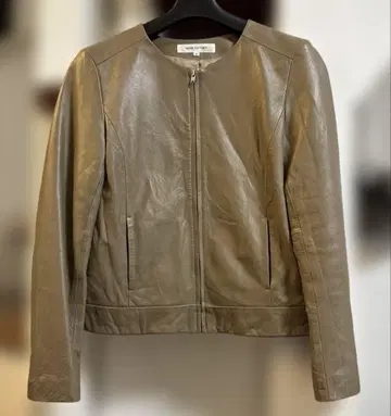 [ 가격 인하 ] 내추럴 뷰티 베이직 양가죽 노카라 자켓 M 사이즈