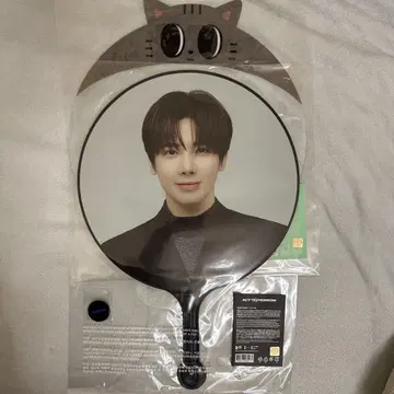 TXT ACT TOMORROW 태현 다고냥 부채 커버 부채