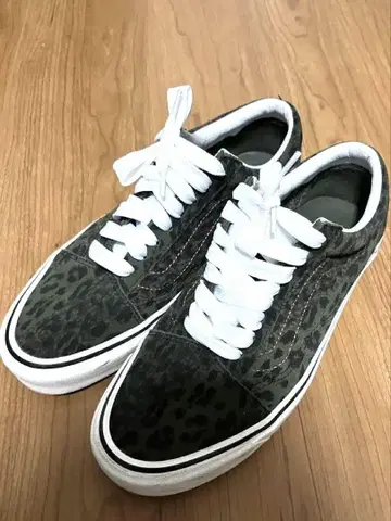Vans 레오파드 무늬 스니커즈 올리브 그린