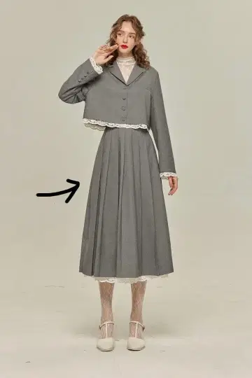 릴리를 루루로 착각한 tnewties 플리츠 스커트 그레이 L 사이즈