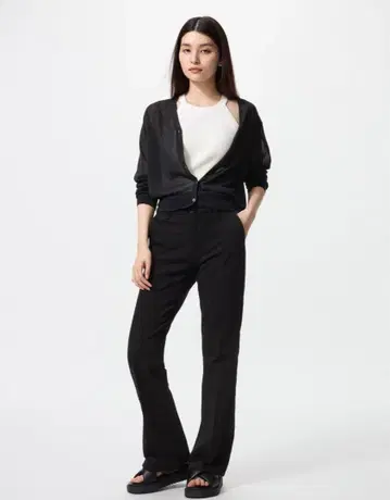 유니클로 플레어 팬츠 블랙 M