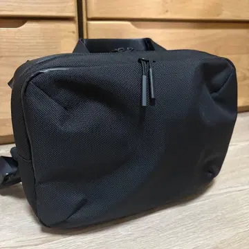 ERGOFINITE THE TOKYO TECHPACK SLING 백