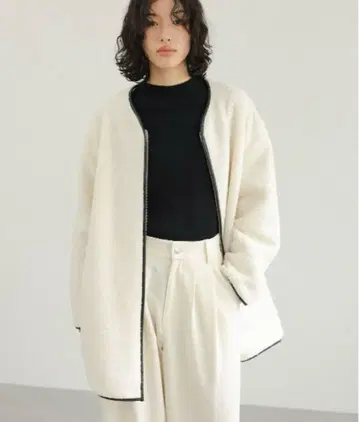 LEPSIM 라이트 보아 파이핑 코트