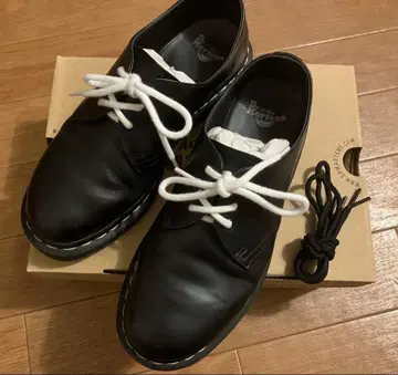 닥터마틴 1461 uk6 블랙 25cm