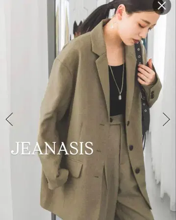 JEANASIS 지나시스 백 개더 테일러드 자켓 카키
