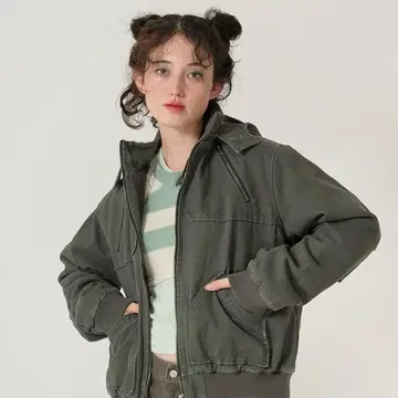 집업 후드 부착 봄버 자켓 TINA: JOJUN