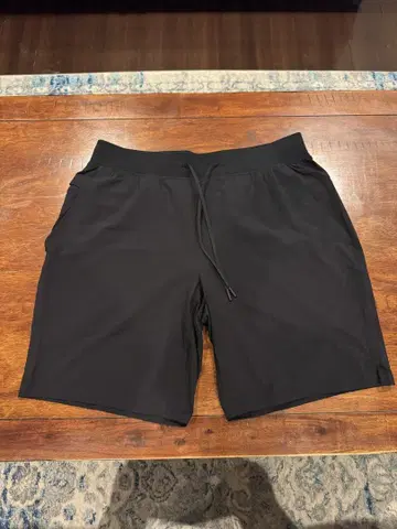 룰루레몬 블랙 숏팬츠