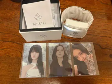 NiziU 라이트 스트랩, 팬클럽 한정판 복권 씰, 트레이딩 카드
