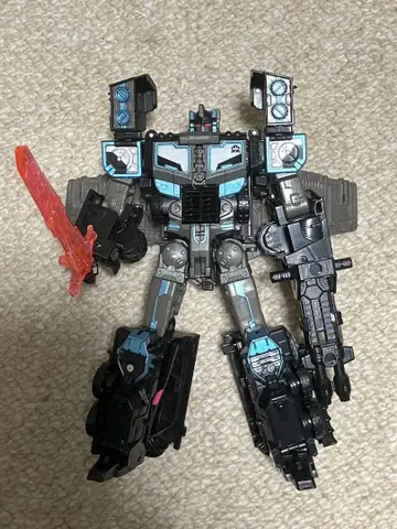 트랜스포머 레전즈 블랙 콘보이