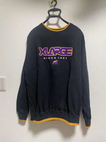XLARGE 블랙 맨투맨 트레이닝복 빅 로고 자수 L 사이즈