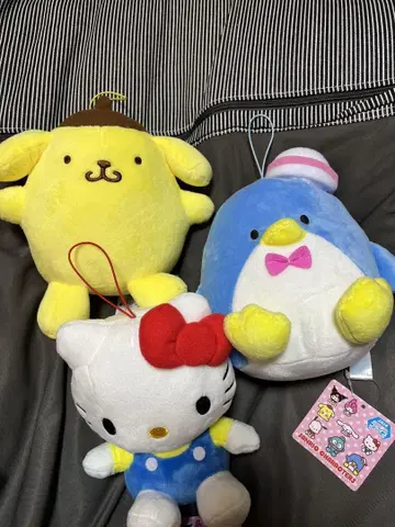 헬로키티와 펭귄 봉제 인형 세트