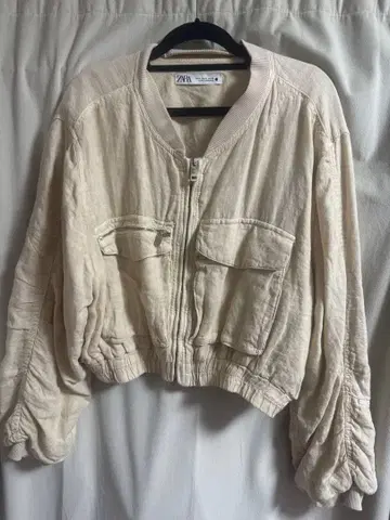 ZARA 베이지 크롭 자켓