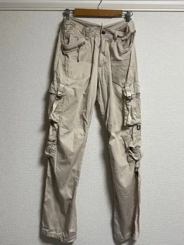 베이지 카고 팬츠 멀티 포켓